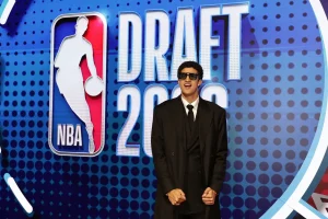 Karim López llega a la NBA: jugará con los Grizzlies