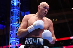 Tyson Fury cumplió con la balanza y está listo para combatir en Tailandia