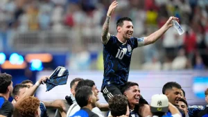 Lionel Messi lidera a Argentina hacia la final del Mundial 2026 y lanza un contundente mensaje: «Nadie nos regala nada»