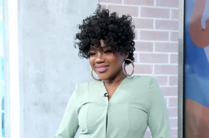 Ante los rumores de supuestos despidos en Telemundo, Chikybombom se retracta