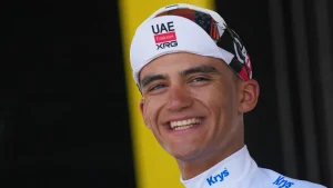 Isaac del Toro domina la Vuelta a Alemania desde el prólogo