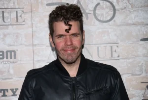 Perez Hilton necesita cirugía: “Está “grave, pero estable”