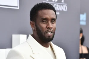 Sean “Diddy” Combs salió de aislamiento tras pelea en prisión