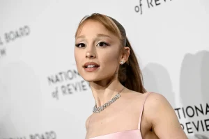 Sale a la luz la razón por la que Ariana Grande tomará un descanso de los reflectores