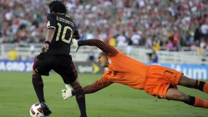 El portero de Estados Unidos que enfrentó al síndrome de Tourette y sufrió el golazo de Giovani dos Santos