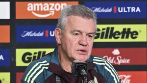 Ecuador y su ilógica oferta para contratar al Vasco Aguirre en medio de la enemistad futbolera
