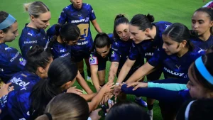 La directiva de Pumas actúa con tibieza ante brutales agresiones en el Olímpico Universitario