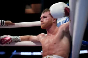 ¿Peligra pelea de Canelo Álvarez? Ordenan salida del personal estadounidense en Arabia Saudita
